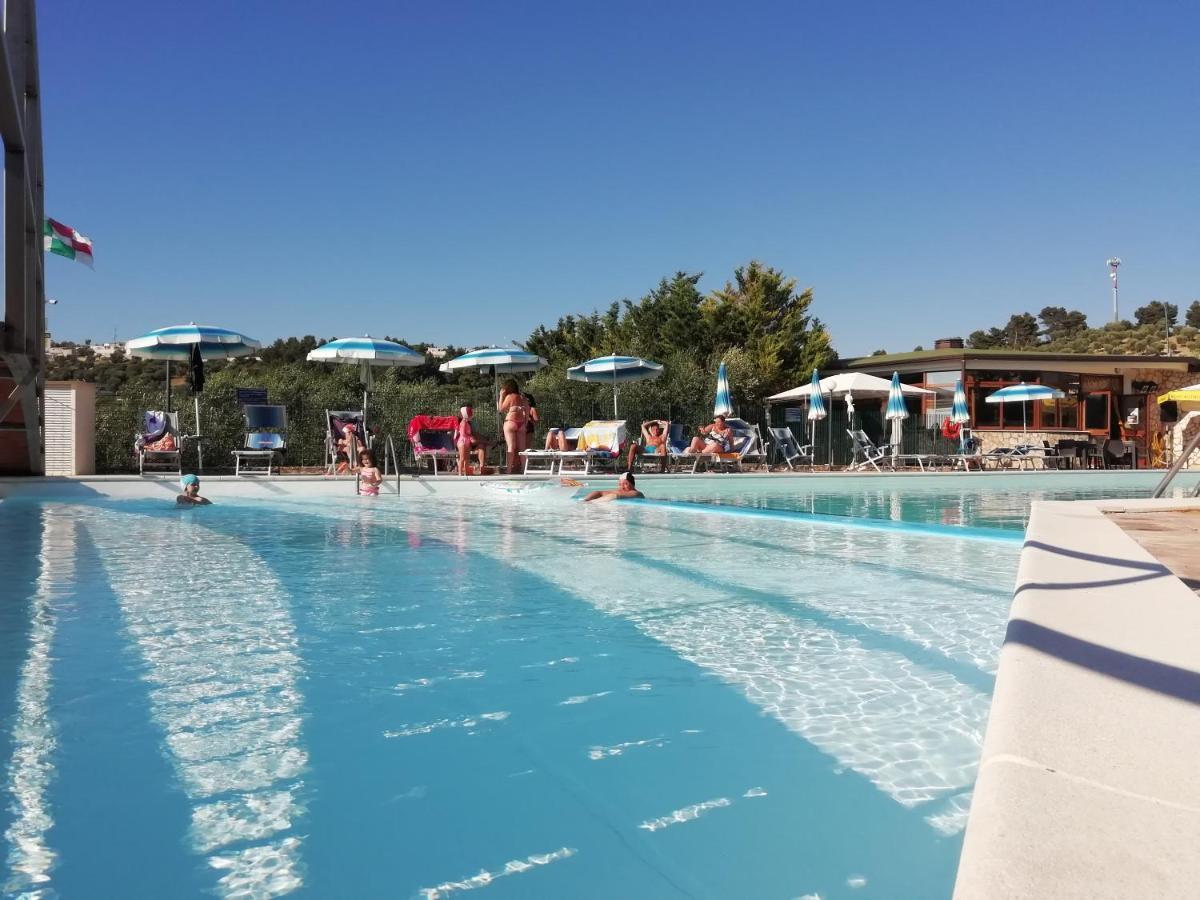 Villaggio Mare Blu Vieste Bagian luar foto